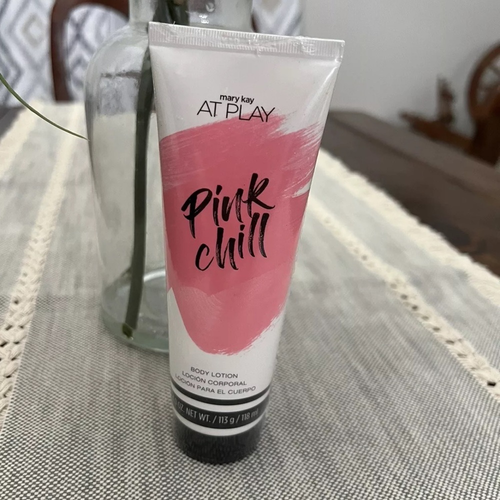 New, Sealed Mary Kay At Play Body Lotion Pink Chill